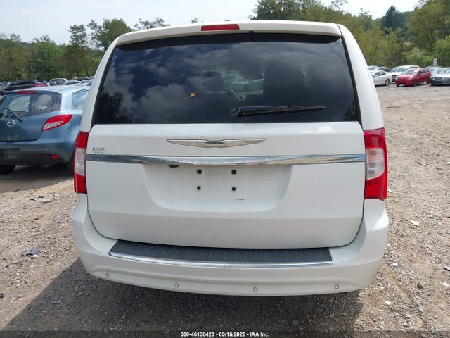 Продажа на аукционе авто 2014 Chrysler Town & Country Touring-l 30th Anniversary, vin: 2C4RC1CG3ER224891, номер лота: 46138420