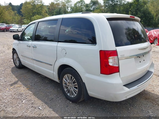 Продажа на аукционе авто 2014 Chrysler Town & Country Touring-l 30th Anniversary, vin: 2C4RC1CG3ER224891, номер лота: 46138420