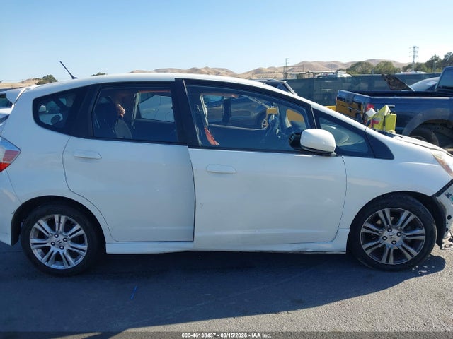2011 Honda Fit Sport მანქანა იყიდება აუქციონზე, vin: JHMGE8H50BC012129, აუქციონის ნომერი: 46138437