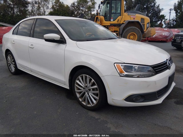Продаж на аукціоні авто 2013 Volkswagen Jetta 2.5l Sel, vin: 3VWLP7AJ2DM402157, номер лоту: 46138496