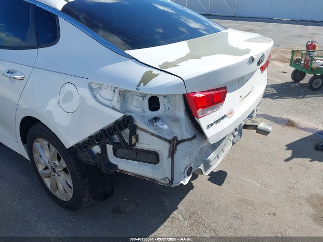 Auction sale of the 2018 Kia Optima Lx, vin: 5XXGT4L32JG257096, lot number: 46138541