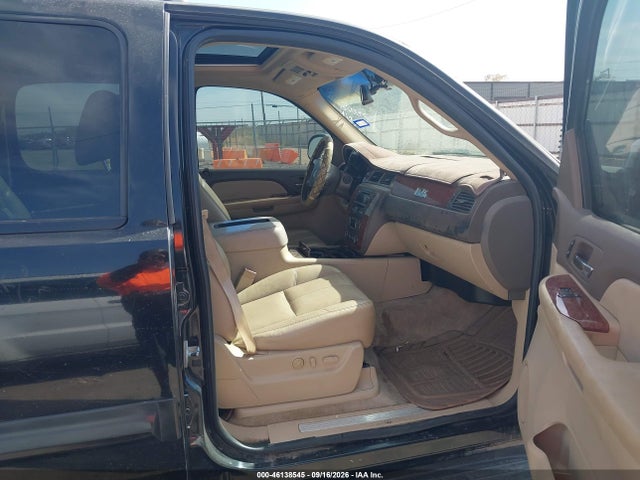 46138545 :رقم المزاد ، 1GKFC16J67R399028 vin ، 2007 Gmc Yukon Xl 1500 Slt مزاد بيع
