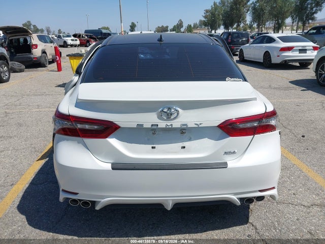 Toyota CAMRY XSE 2022 4T1K61AK2NU005175 Image 16