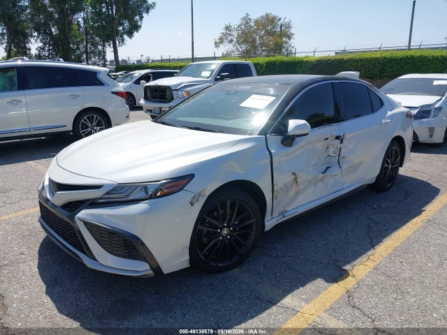 Toyota CAMRY XSE 2022 4T1K61AK2NU005175 Image 2