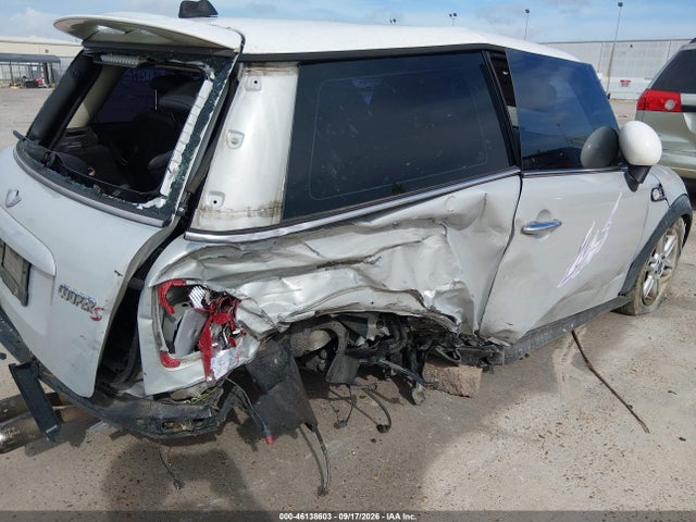 Продажа на аукционе авто 2011 Mini Cooper S, vin: WMWSV3C54BTY10782, номер лота: 46138603