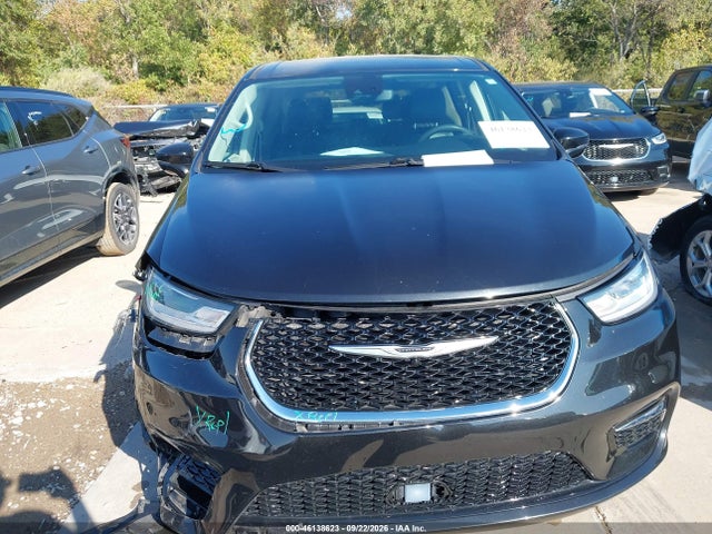 Chrysler Pacifica Touring L 2024 2C4RC1BG7RR101876 Image 12
