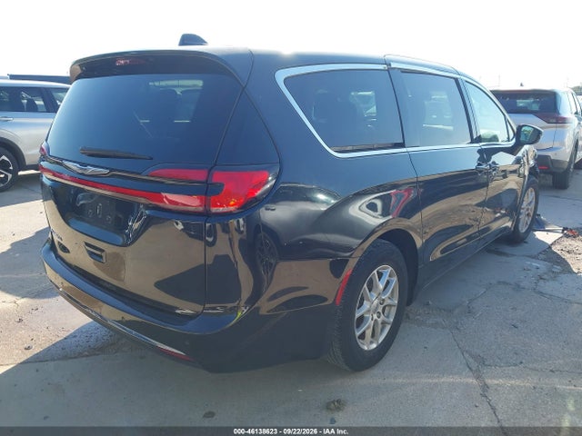 Chrysler Pacifica Touring L 2024 2C4RC1BG7RR101876 Image 4