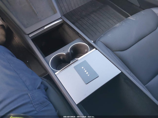Продаж на аукціоні авто 2024 Tesla Model 3 Long Range Dual Motor Rear-wheel Drive/rear-wheel Drive, vin: 5YJ3E1EA9RF858927, номер лоту: 46138628