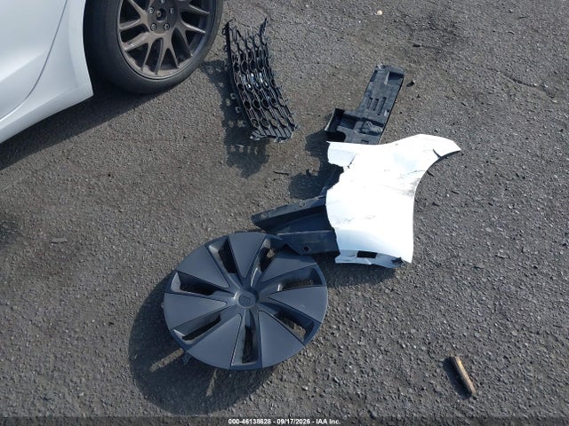 Продаж на аукціоні авто 2024 Tesla Model 3 Long Range Dual Motor Rear-wheel Drive/rear-wheel Drive, vin: 5YJ3E1EA9RF858927, номер лоту: 46138628
