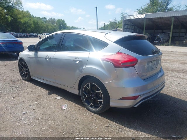 Продаж на аукціоні авто 2015 Ford Focus Se, vin: 1FADP3K29FL261301, номер лоту: 46138688