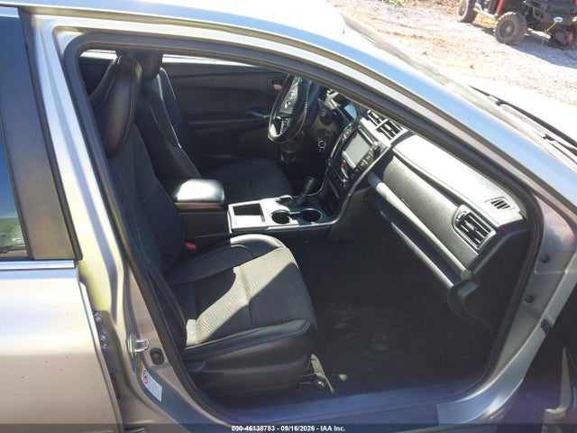 46138783 :رقم المزاد ، 4T1BF1FK9GU133683 vin ، 2016 Toyota Camry Se مزاد بيع