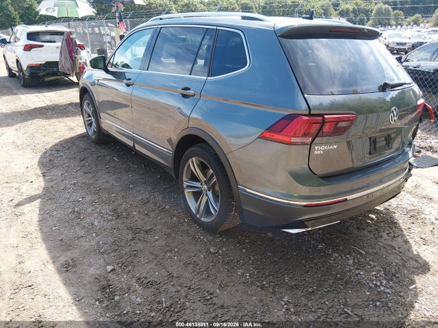 46138811 :رقم المزاد ، 3VV2B7AX0JM142002 vin ، 2018 Volkswagen Tiguan 2.0t Se/2.0t Sel مزاد بيع