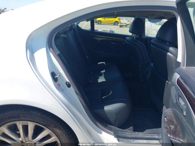 Продаж на аукціоні авто 2017 Lexus Ls 460, vin: JTHBL5EFXH5145215, номер лоту: 46138871