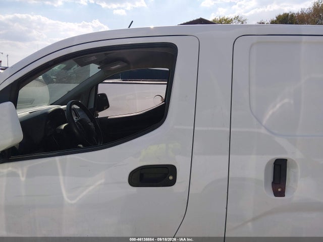46138884 :رقم المزاد ، 3N6CM0KNXKK692318 vin ، 2019 Nissan Nv200 Sv مزاد بيع