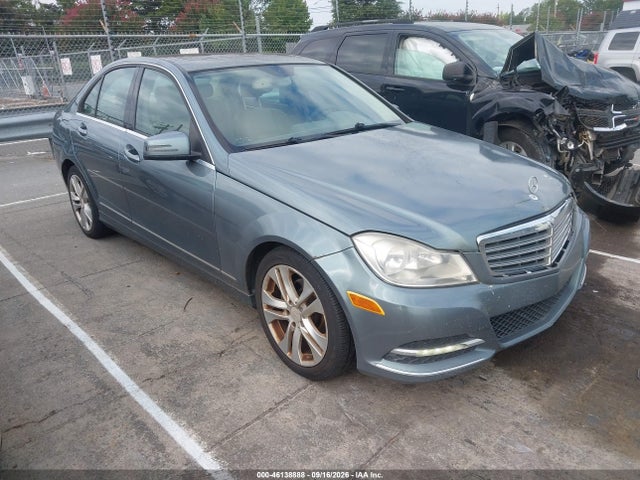 Aukcja sprzedaży 2012 Mercedes-benz C 300 Luxury 4matic, vin: WDDGF8BBXCF916718, numer aukcji: 46138888