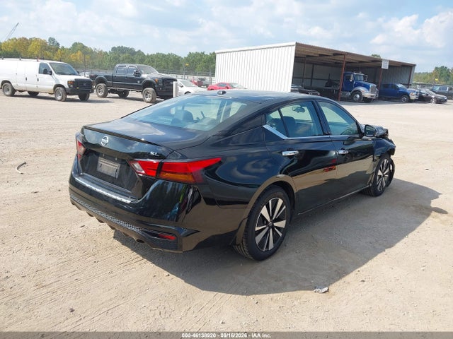 Продажа на аукционе авто 2022 Nissan Altima Sl Fwd, vin: 1N4BL4EV8NN415613, номер лота: 46138920