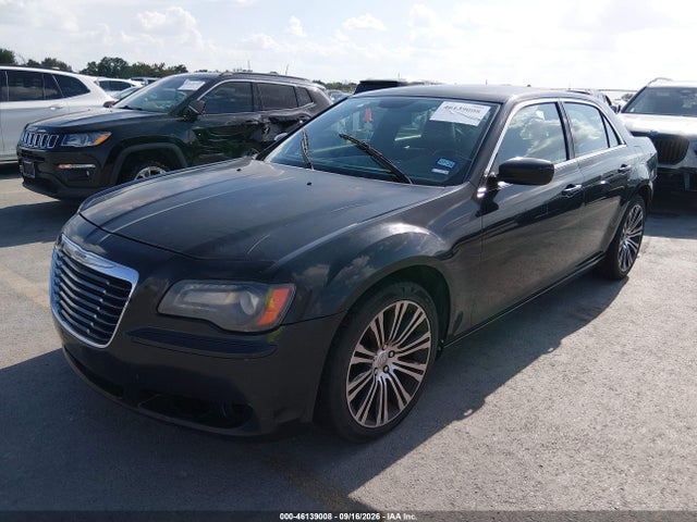 2013 Chrysler 300 300s მანქანა იყიდება აუქციონზე, vin: 2C3CCABG7DH708286, აუქციონის ნომერი: 46139008