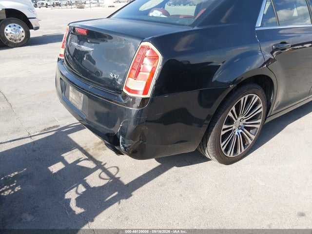 2013 Chrysler 300 300s მანქანა იყიდება აუქციონზე, vin: 2C3CCABG7DH708286, აუქციონის ნომერი: 46139008