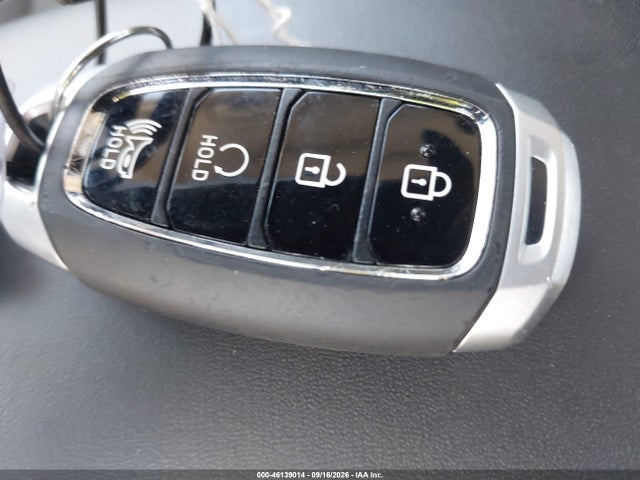 46139014 :رقم المزاد ، KMHRC8A33SU377256 vin ، 2025 Hyundai Venue Sel مزاد بيع