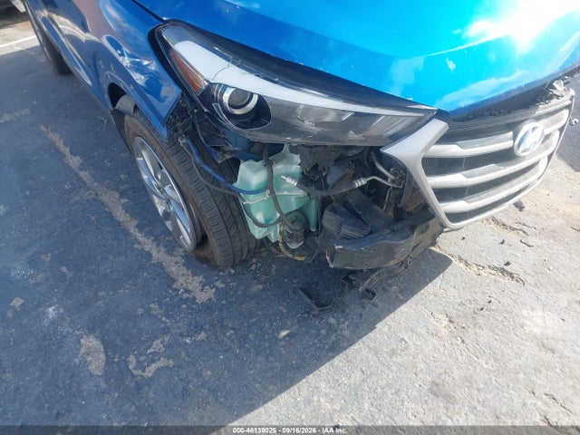 KM8J23A42JU784382 Hyundai TUCSON SE
