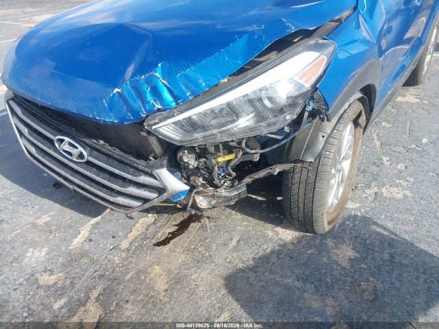 KM8J23A42JU784382 Hyundai TUCSON SE