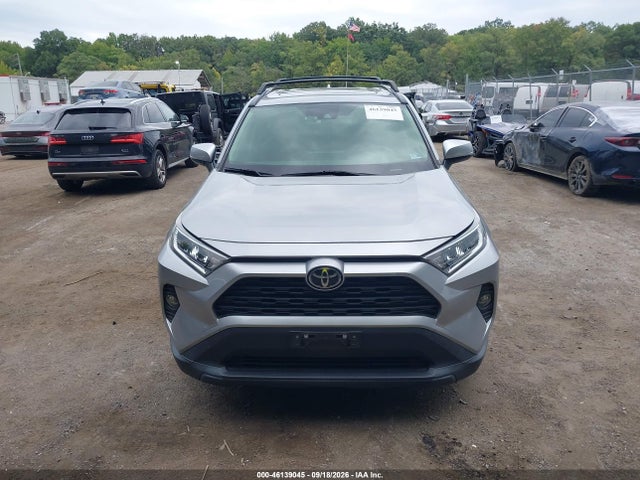 46139045 :رقم المزاد ، JTMA1RFV5LD047756 vin ، 2020 Toyota Rav4 Xle Premium مزاد بيع