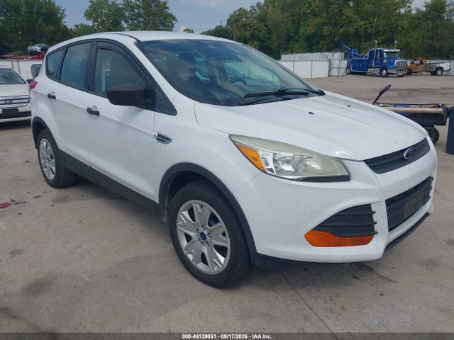 Продажа на аукционе авто 2015 Ford Escape S, vin: 1FMCU0F79FUA05958, номер лота: 46139051