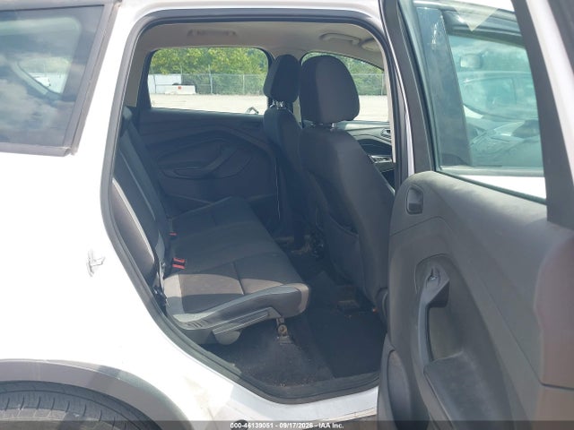 Продажа на аукционе авто 2015 Ford Escape S, vin: 1FMCU0F79FUA05958, номер лота: 46139051