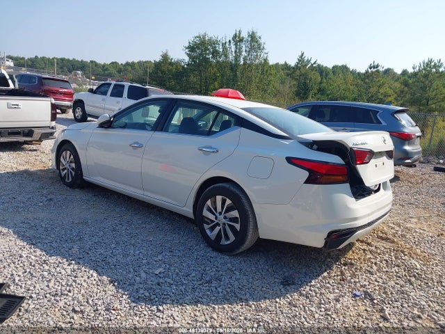 46139079 :رقم المزاد ، 1N4BL4BV8NN389387 vin ، 2022 Nissan Altima 2.5 S مزاد بيع