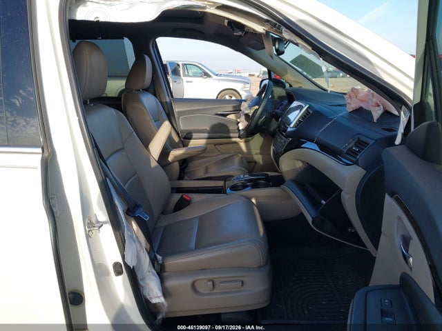 2017 Honda Pilot Touring მანქანა იყიდება აუქციონზე, vin: 5FNYF6H99HB042011, აუქციონის ნომერი: 46139097