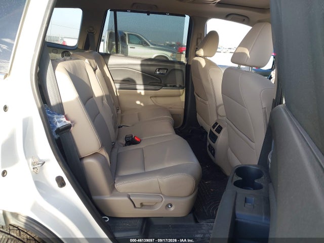 2017 Honda Pilot Touring მანქანა იყიდება აუქციონზე, vin: 5FNYF6H99HB042011, აუქციონის ნომერი: 46139097