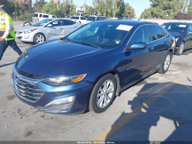 1G1ZD5ST3KF131805 Chevrolet MALIBU LT