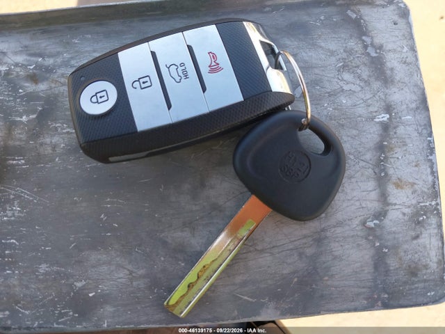 Продажа на аукционе авто 2017 Kia Sorento 3.3l Ex, vin: 5XYPH4A58HG243733, номер лота: 46139175