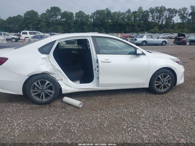 Продажа на аукционе авто 2024 Kia Forte Lxs, vin: 3KPF24AD6RE774593, номер лота: 46139180