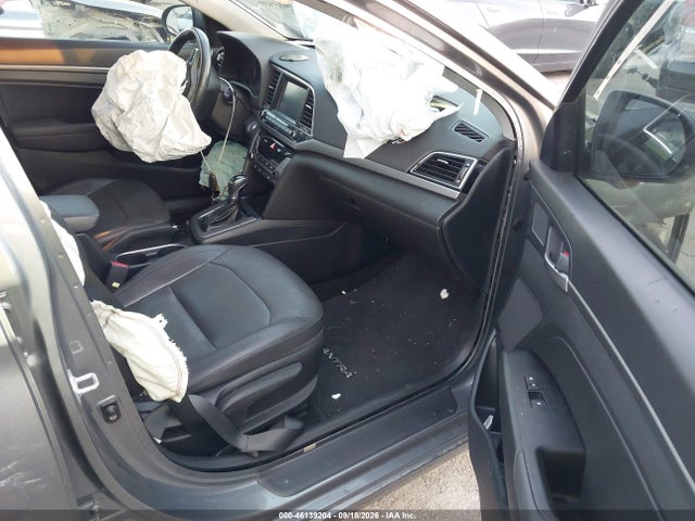 2018 Hyundai Elantra Limited მანქანა იყიდება აუქციონზე, vin: KMHD84LF3JU565592, აუქციონის ნომერი: 46139204