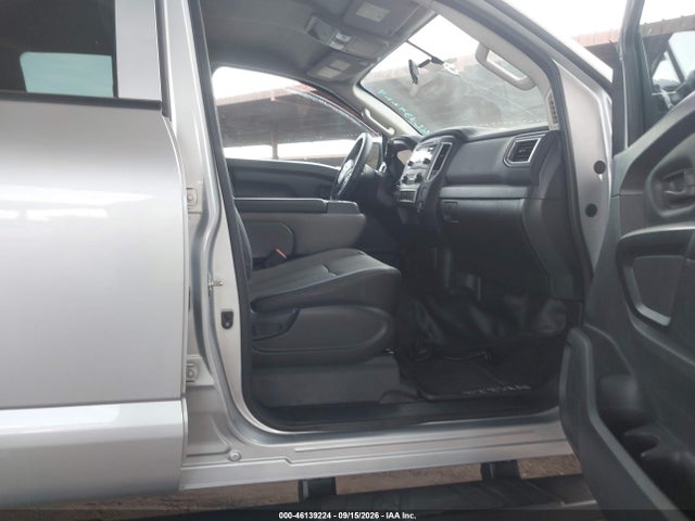 1N6AA1EK7HN576083 Nissan TITAN S