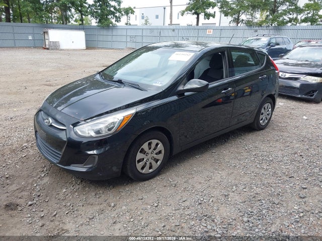 2015 Hyundai Accent Gs მანქანა იყიდება აუქციონზე, vin: KMHCT5AE8FU215912, აუქციონის ნომერი: 46139252