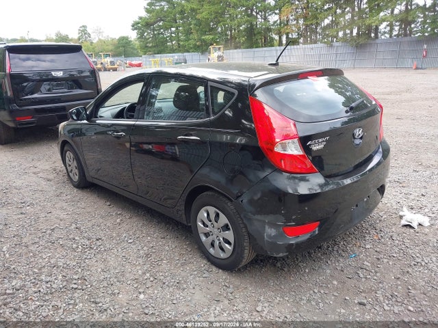 2015 Hyundai Accent Gs მანქანა იყიდება აუქციონზე, vin: KMHCT5AE8FU215912, აუქციონის ნომერი: 46139252