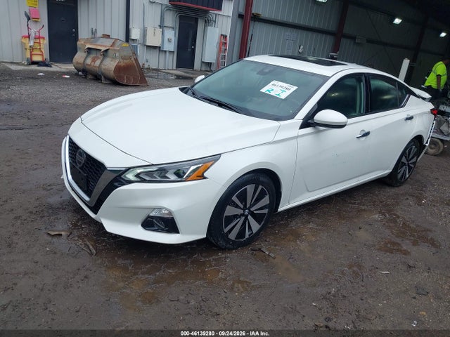 46139280 :رقم المزاد ، 1N4BL4EV7NN413447 vin ، 2022 Nissan Altima Sl Fwd مزاد بيع
