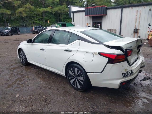 46139280 :رقم المزاد ، 1N4BL4EV7NN413447 vin ، 2022 Nissan Altima Sl Fwd مزاد بيع