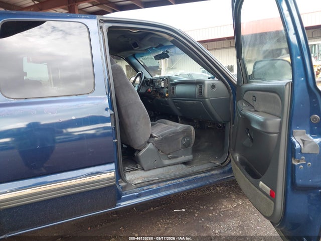 46139288 :رقم المزاد ، 2GCEC19WX11406397 vin ، 2001 Chevrolet Silverado 1500 Ls مزاد بيع