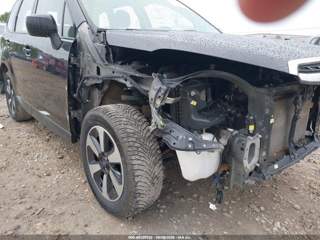 Subaru Forester 2.5i 2017 JF2SJABC3HH575971 Image 13