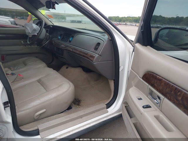Auction sale of the 2011 Mercury Grand Marquis Ls (fleet Only), vin: 2MEBM7FV6BX611095, lot number: 46139370