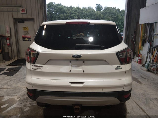 Продаж на аукціоні авто 2017 Ford Escape Se, vin: 1FMCU0G98HUB15015, номер лоту: 46139378