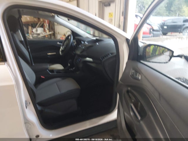 Продаж на аукціоні авто 2017 Ford Escape Se, vin: 1FMCU0G98HUB15015, номер лоту: 46139378