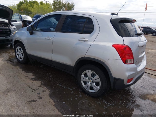 Chevrolet TRAX LS 2018 KL7CJKSB3JB607937 Image 3