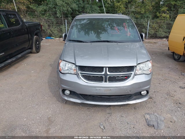 46139420 :رقم المزاد ، 2C4RDGCG9JR240717 vin ، 2018 Dodge Grand Caravan Sxt مزاد بيع