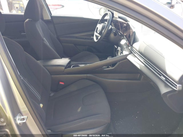 KMHLS4DGXSU911417 Hyundai Elantra Sel Convenience