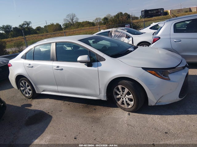 Toyota COROLLA LE 2026 5YFB4MDE6TP420382 Image 13