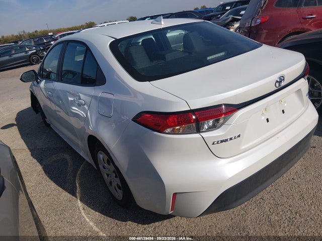Toyota COROLLA LE 2026 5YFB4MDE6TP420382 Image 3